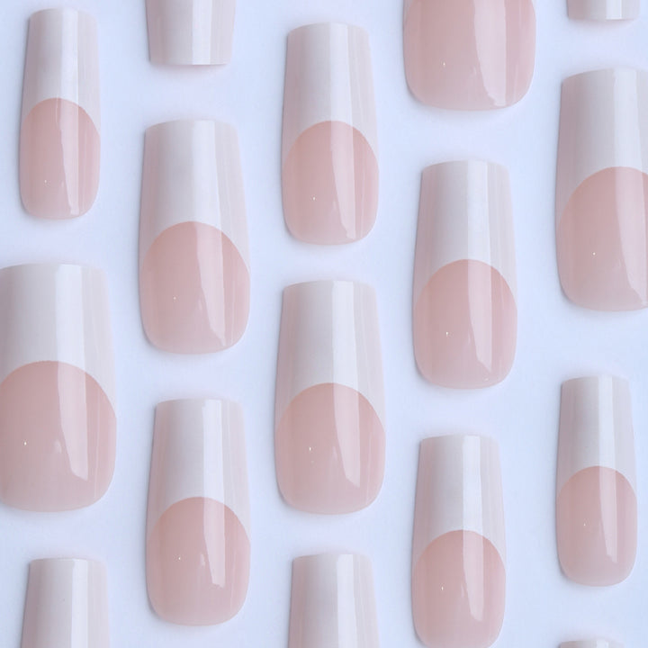 Artificial nails with unique 3D decorations Bowlift
