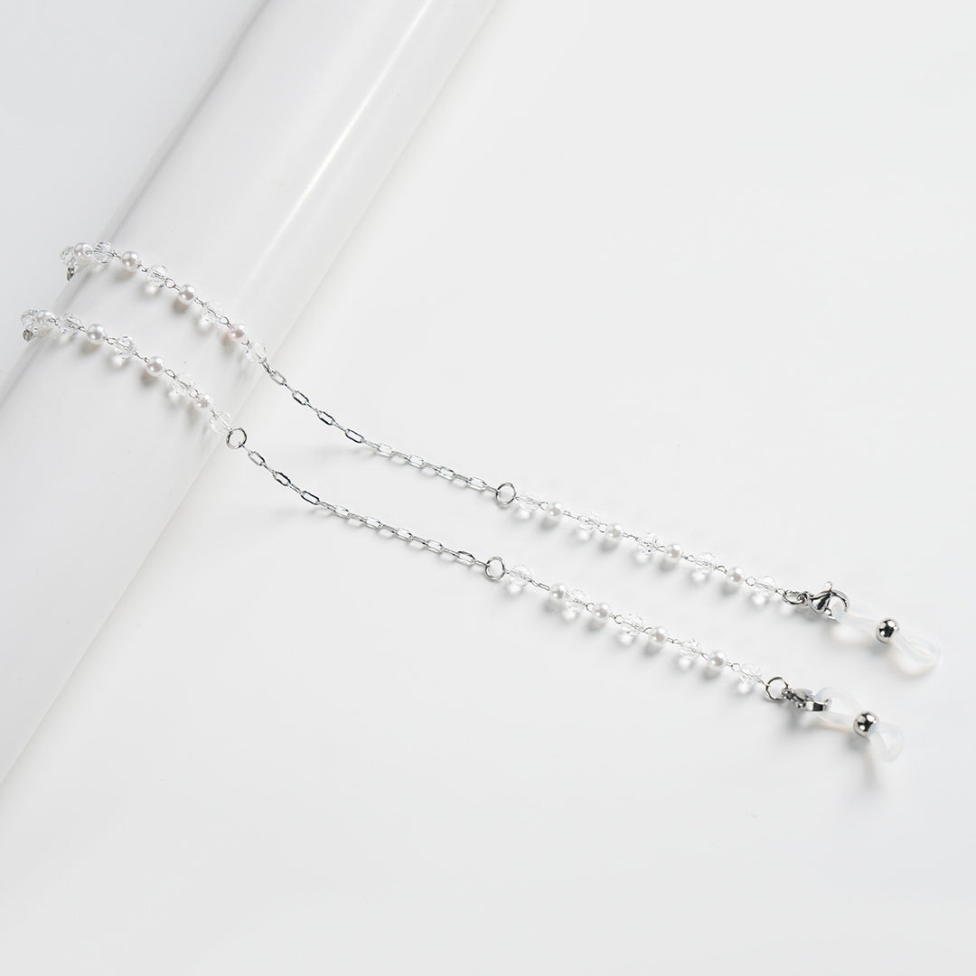 Elegant Pearl-Accented Eyewear Chain Bowlift