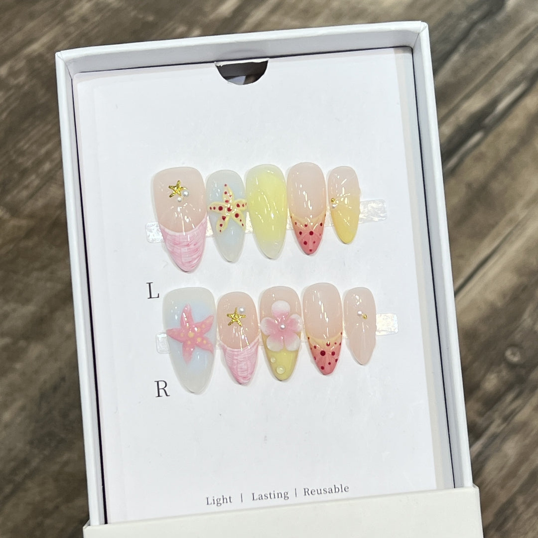 Summer-Inspired Press-On Nail Art Set Bowlift