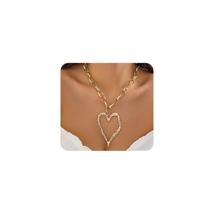 Statet Heart and Pearl Chain Necklace Bowlift