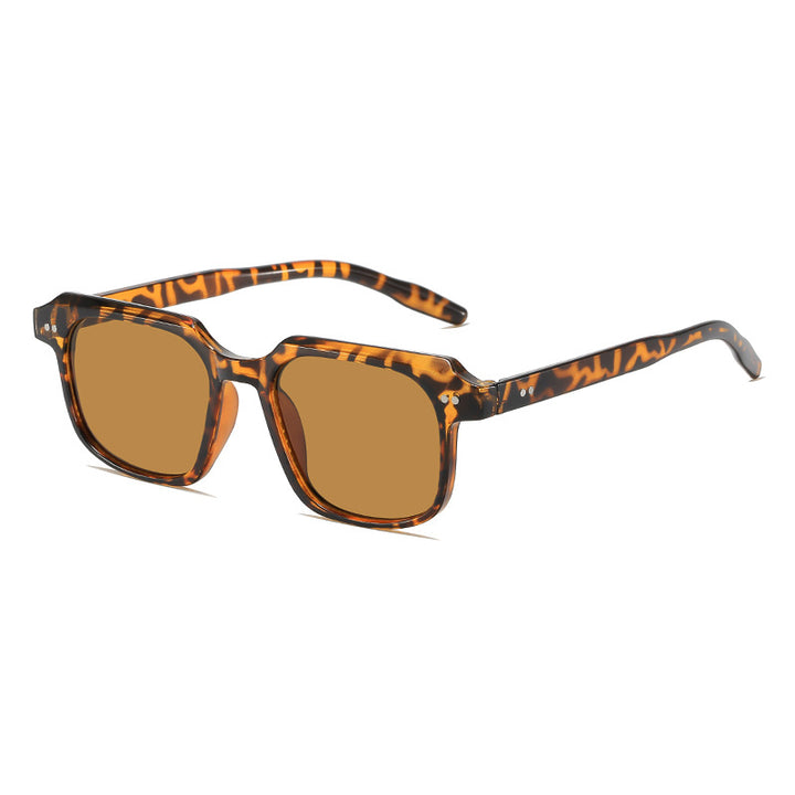 Sunglasses Bowlift