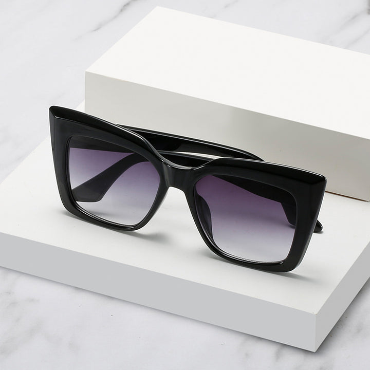 Fashion-Forward Oversized Square Sunglasses Bowlift 1787812562