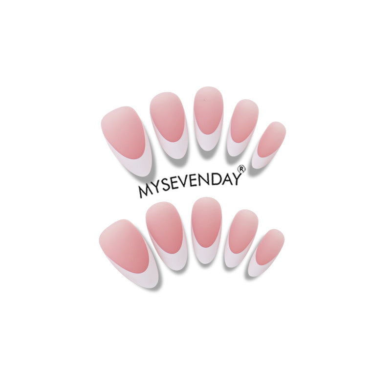 Elegant French Tip Nail Set Bowlift