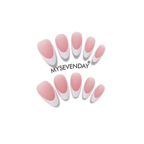 Elegant French Tip Nail Set Bowlift