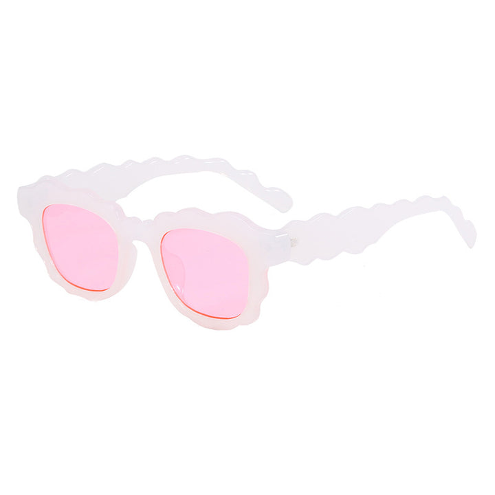 Women's Fashion Sunglasses in Trend Design Bowlift