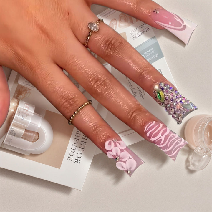Decorative Press-On Nail Art Set with Gemstone Accents Bowlift