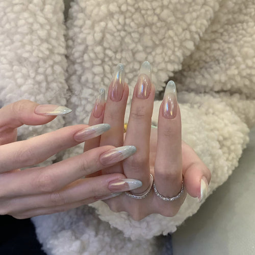 Acrylic Nails with Shimmering Effect Bowlift
