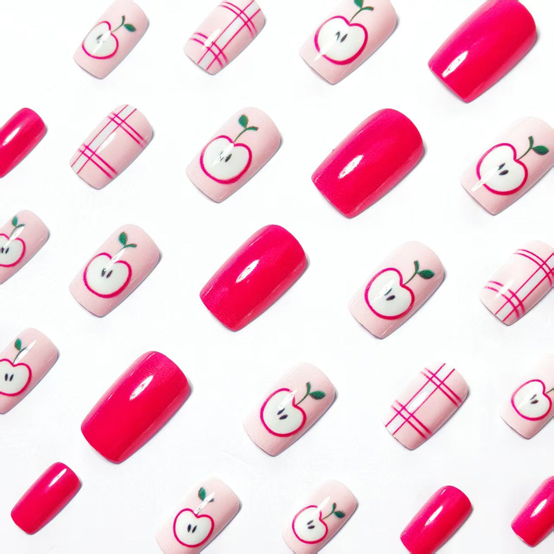 Artificial nails with fruity apple design Bowlift
