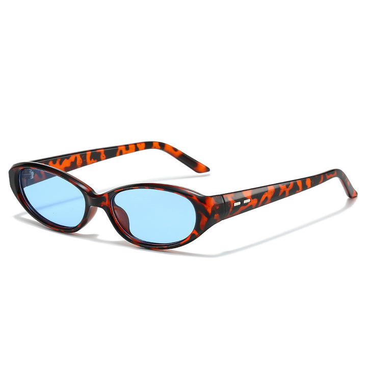 Sleek Retro-Inspired Oval Sunglasses Bowlift