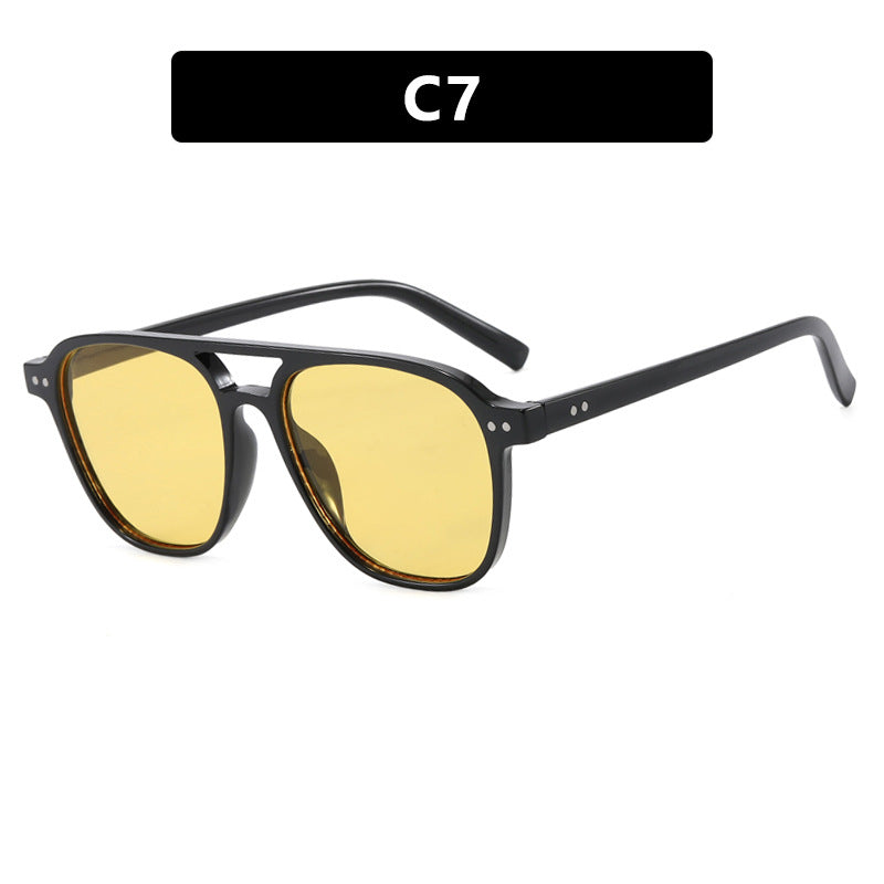Women’s modern square sunglasses with robust design and UV protection Bowlift