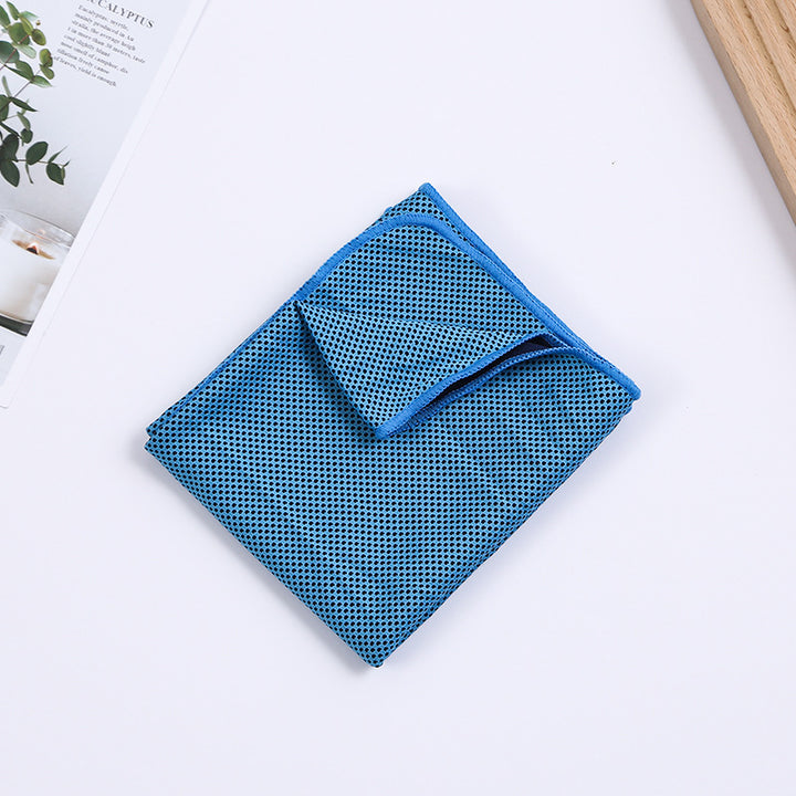 Women's quick-drying sports towel with breathable structure Bowlift