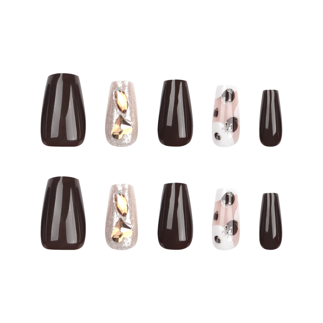 Creative Gel-Nails with Elegant Accents Bowlift