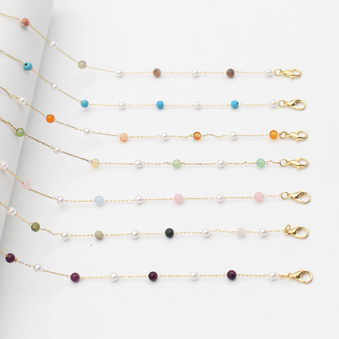Elegant Multi-Color Eyewear Chain Bowlift
