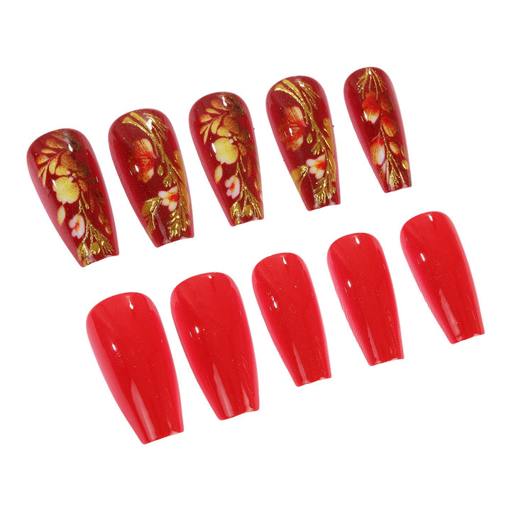 Artful nail tips in an elegant flower pattern Bowlift