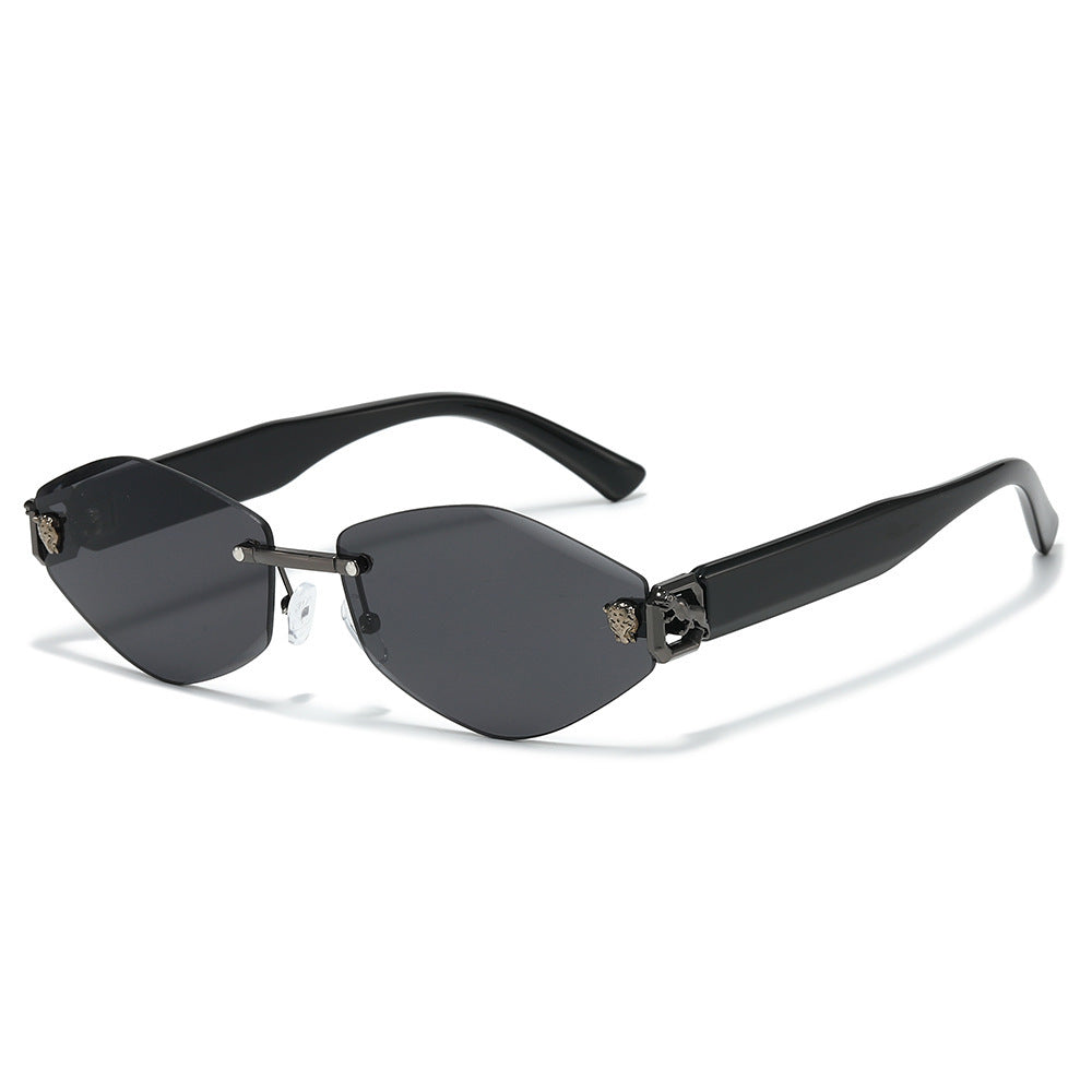 Unique Angular Frame Sunglasses Bowlift