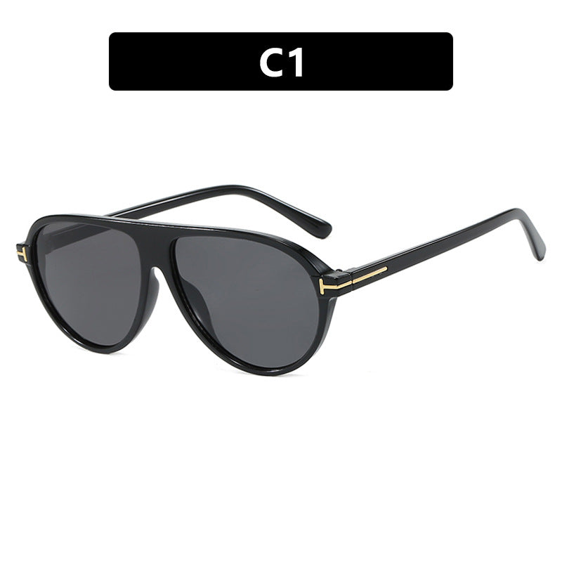 Women's trendy oversized sunglasses with elegant metal frame and UV protection Bowlift