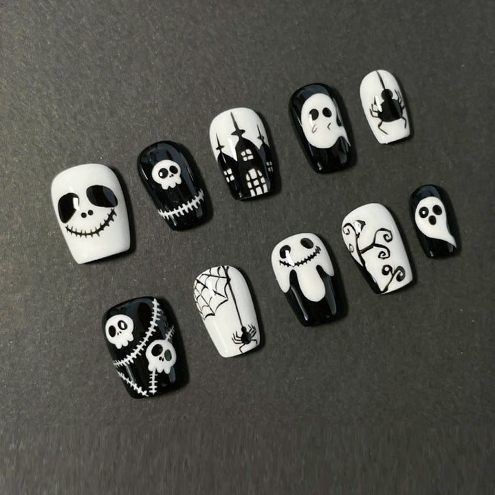 Playful Cat-Themed Press-On Nail Art Bowlift