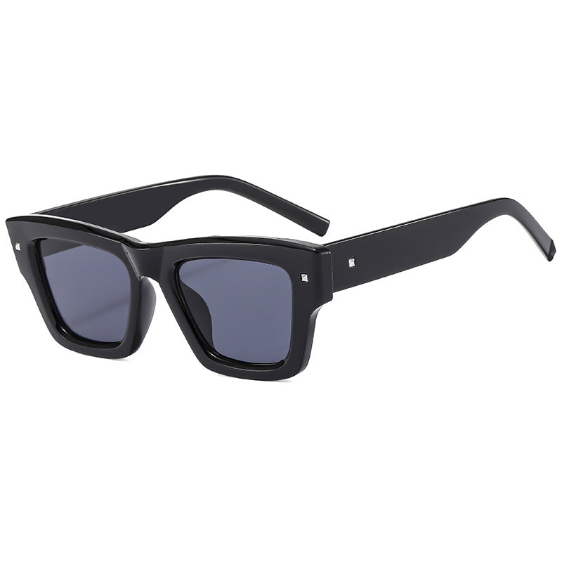 Women's Fashion Sunglasses in Trendy Geometric Design Bowlift