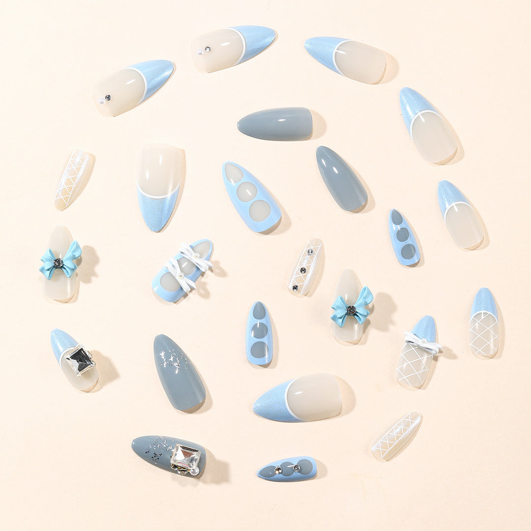 Glamorous 3D Decorative Acrylic Nail Art Extensions Bowlift