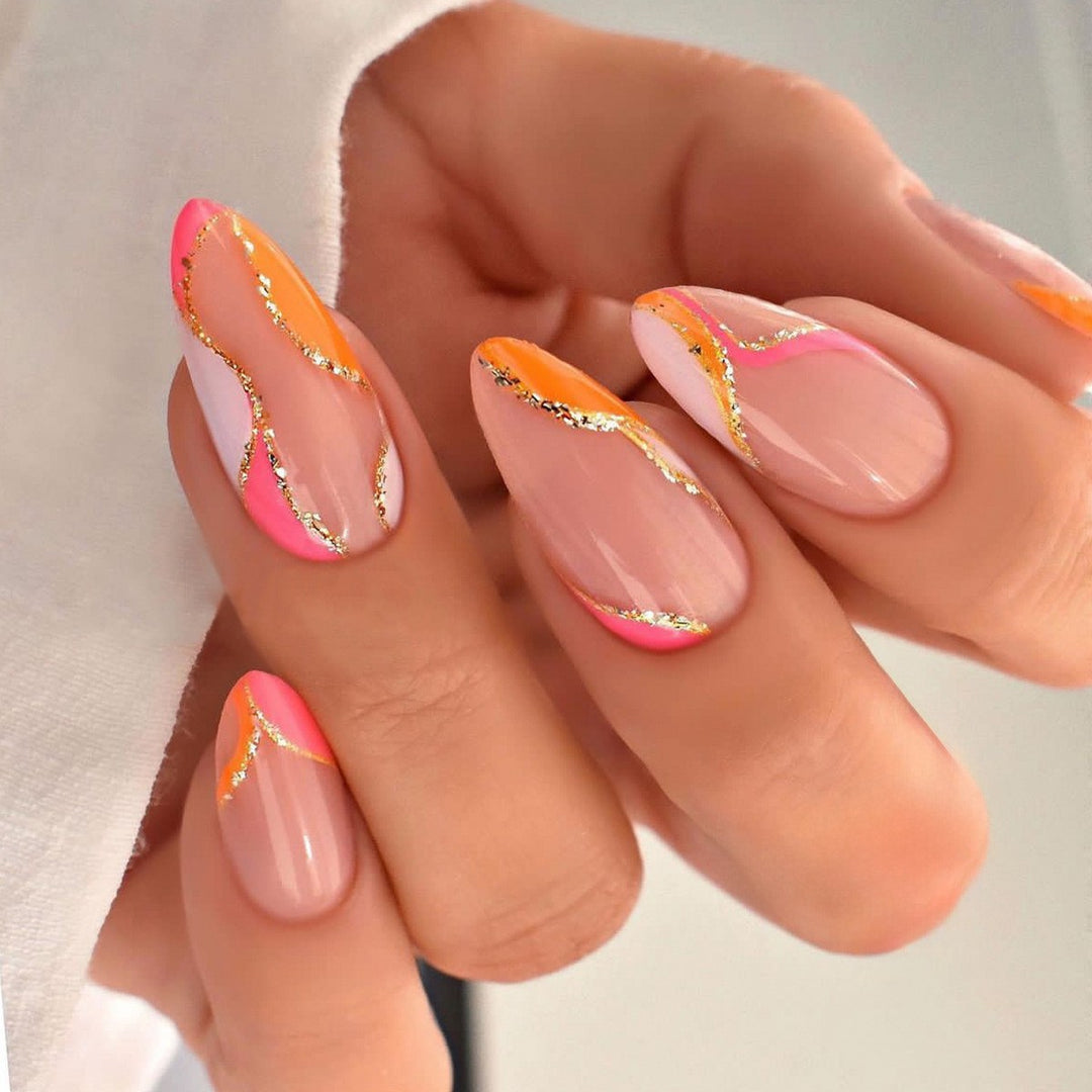 Creative nail art set with leopard pattern and glitter accents Bowlift