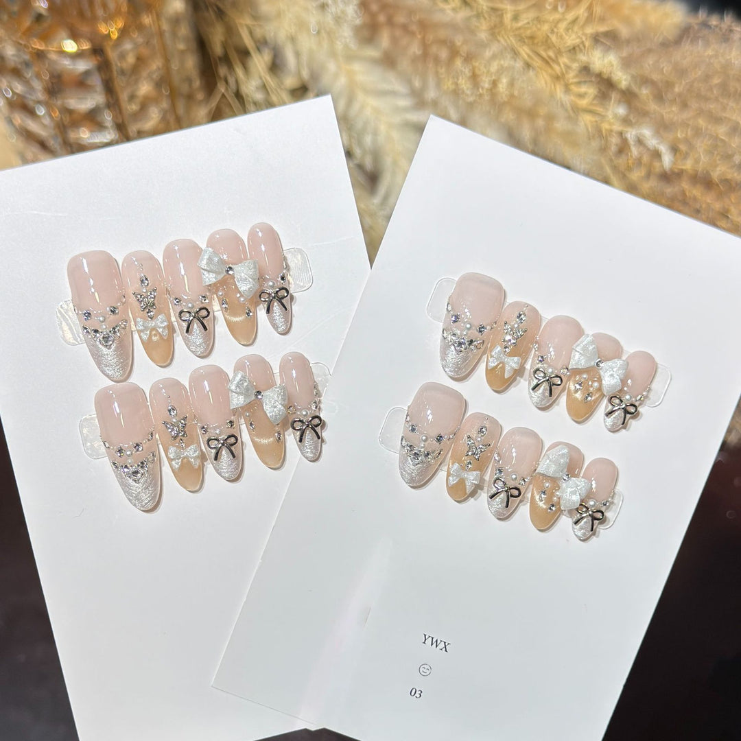 Glamorous Bow-Embellished Press-On Nail Art Set Bowlift