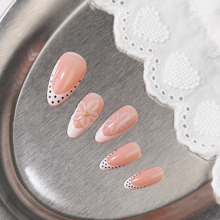 Elegant Floral Art Press-On Nail Set Bowlift