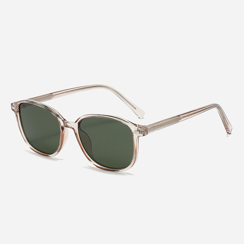 Ladies fashionable sunglasses in timeless retro style Bowlift