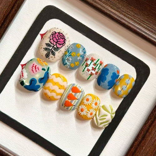 Artistic Floral and Nature-Inspired Nail Design Set Bowlift