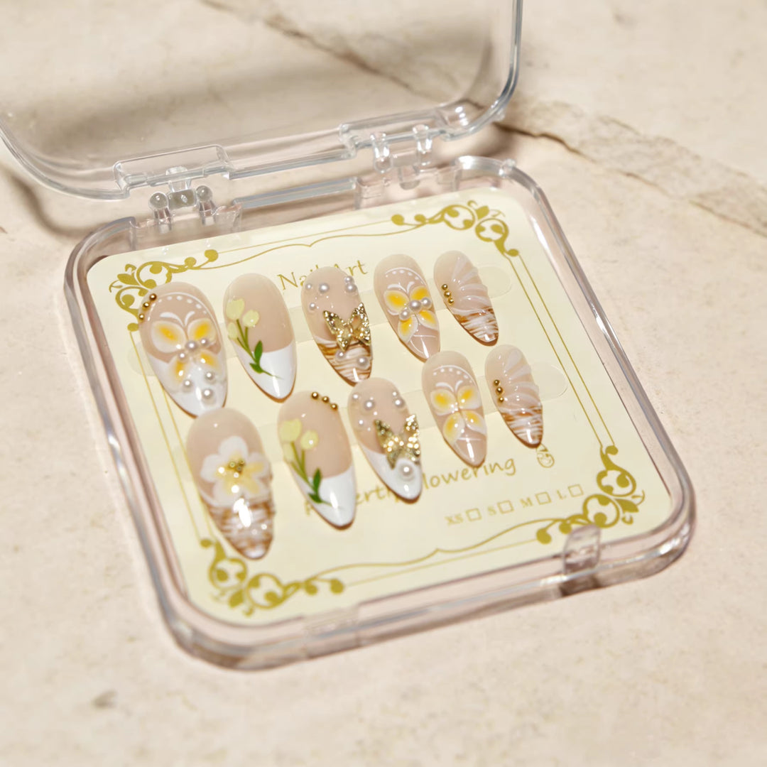 Floral Design Luxury Press-On Nails Bowlift