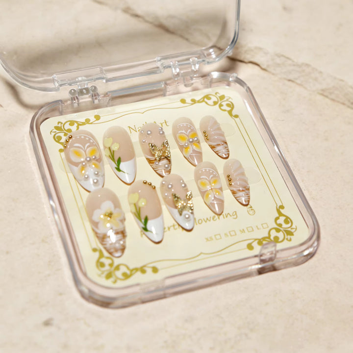 Floral Design Luxury Press-On Nails Bowlift