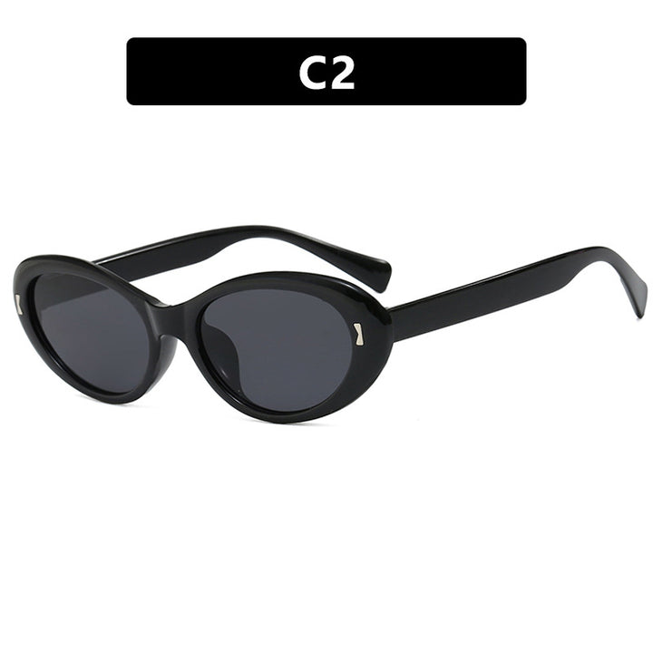 Ladies Cat-Eye Sunglasses with protective UV filter and stylish frame Bowlift