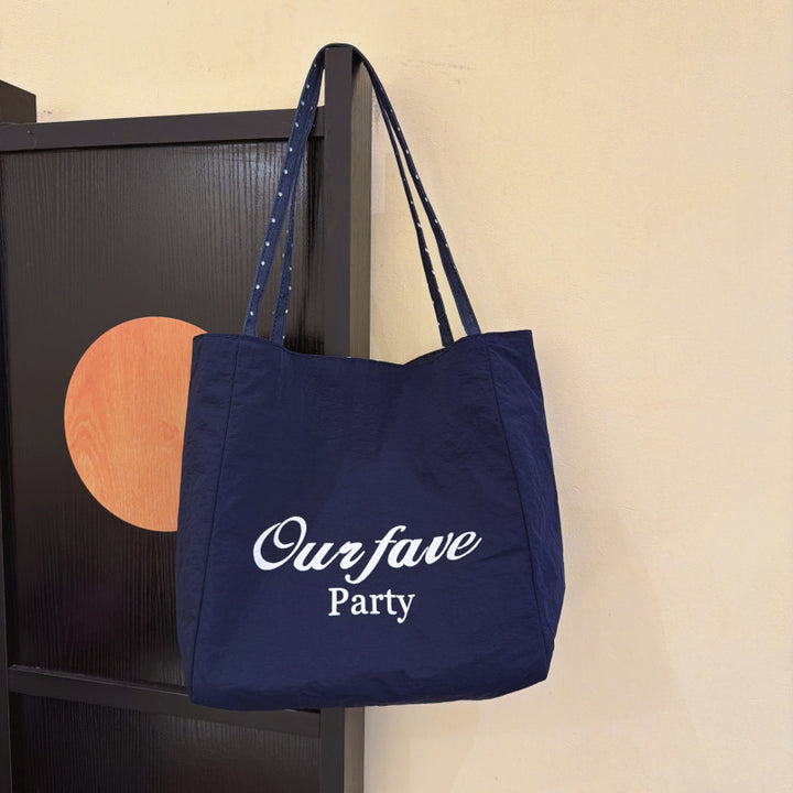 Trendy Beach Bag Bowlift