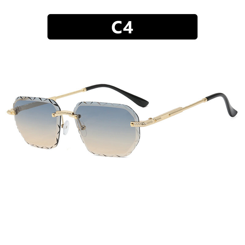 Women's geometric sunglasses with mirrored lenses and sturdy frame Bowlift