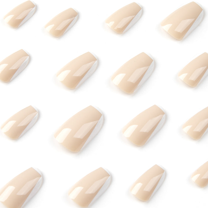 Artful Nail Art with Elegant French Tip Bowlift