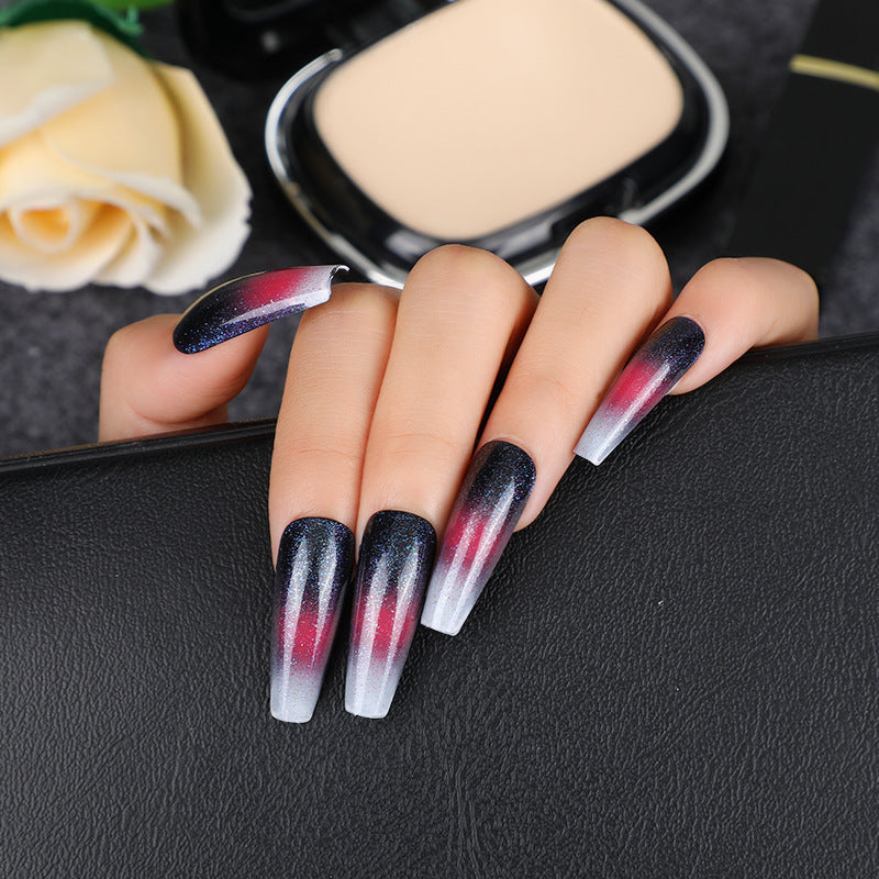 Glamorous artificial nails with gradient Bowlift