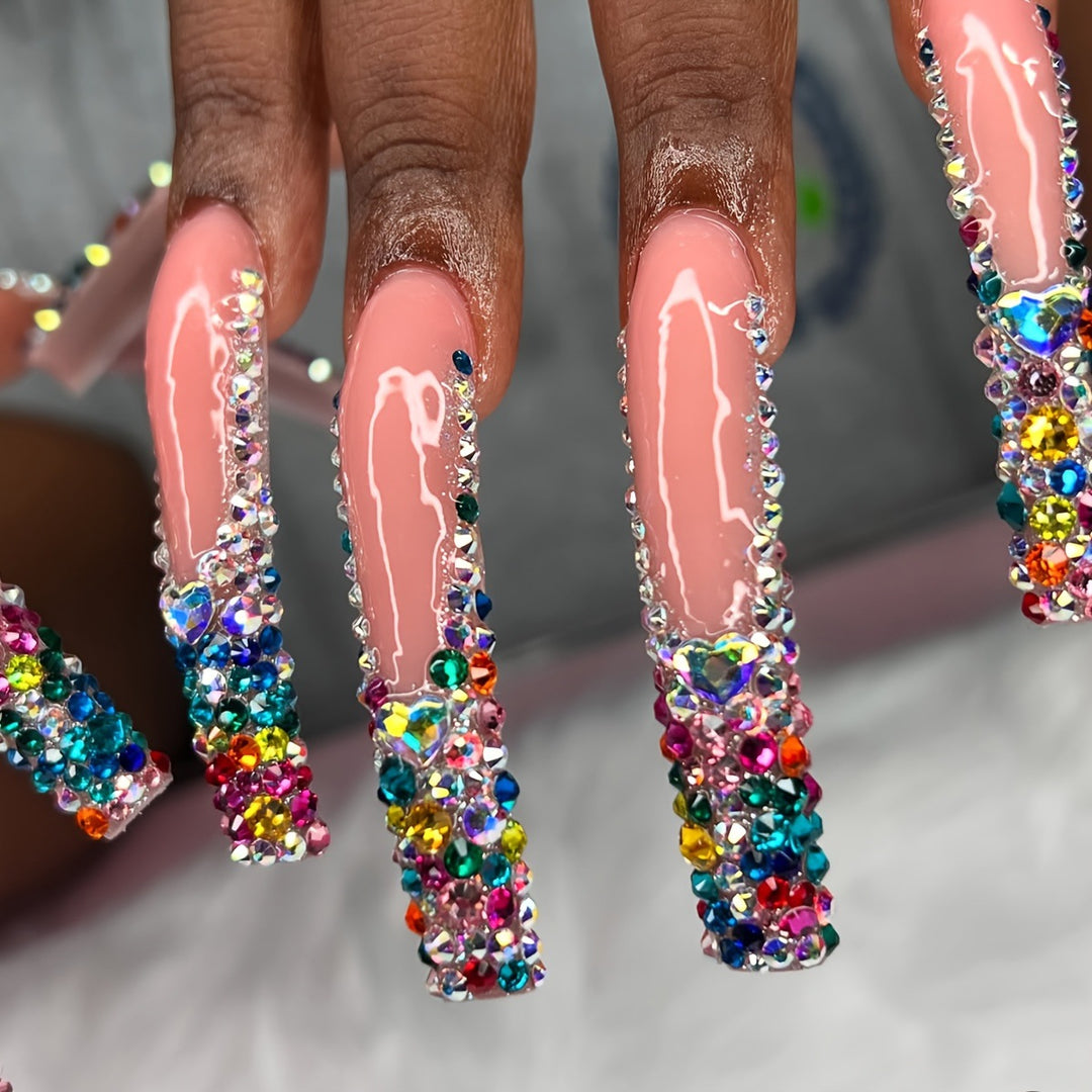 3D Decorative Press-On Nail Extensions with Sparkling Gem Accents Bowlift