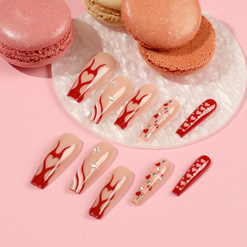 Artful Nail Art with Hearts and Glitter Accents Bowlift