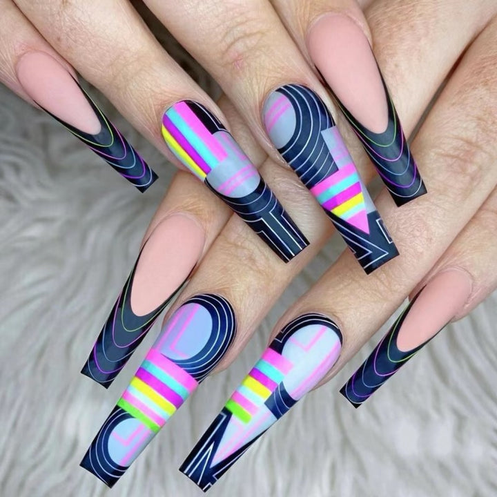 Creative artificial nails with modern graphic designs Bowlift