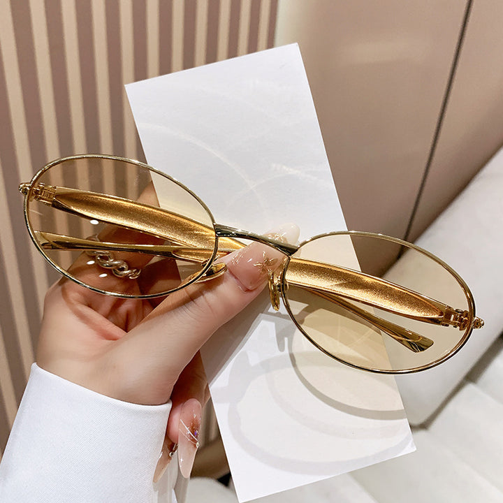 Women's fashionable oversized sunglasses with elegant design Bowlift