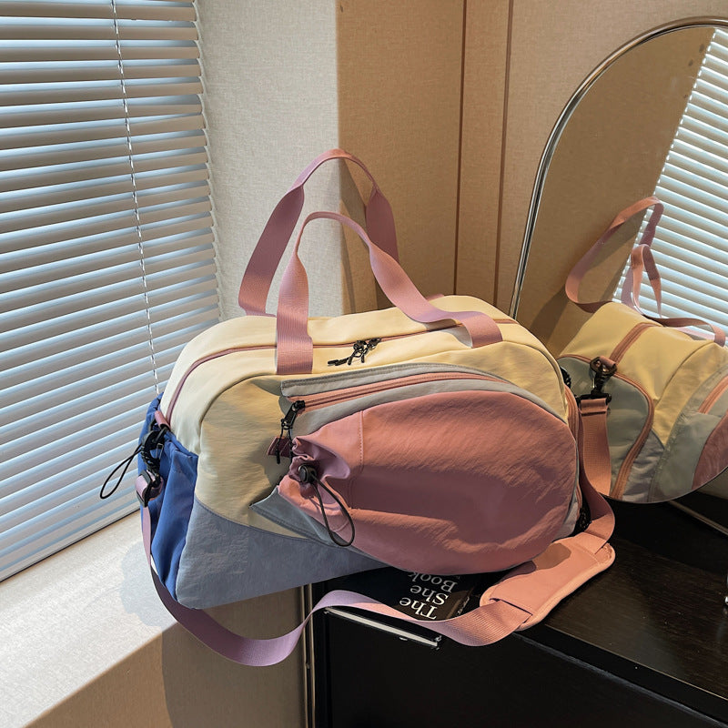 Versatile Multi-Compartment Travel Duffle Bag Bowlift