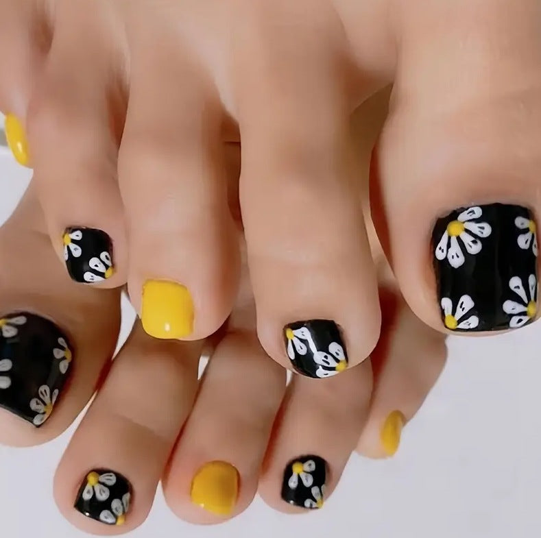 Floral Design Nail Art Bowlift
