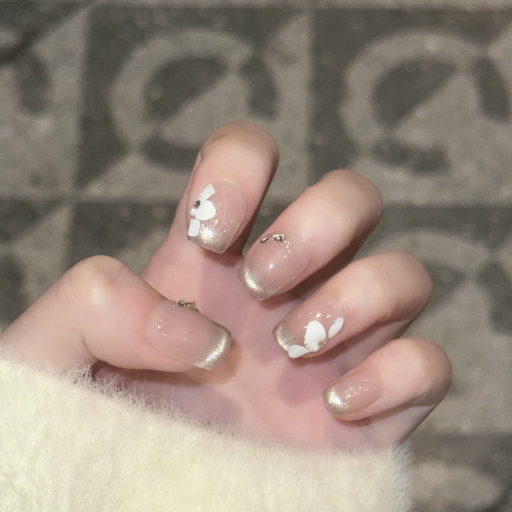 Decorative Press-On Nail Set with Elegant Leaf Design Bowlift