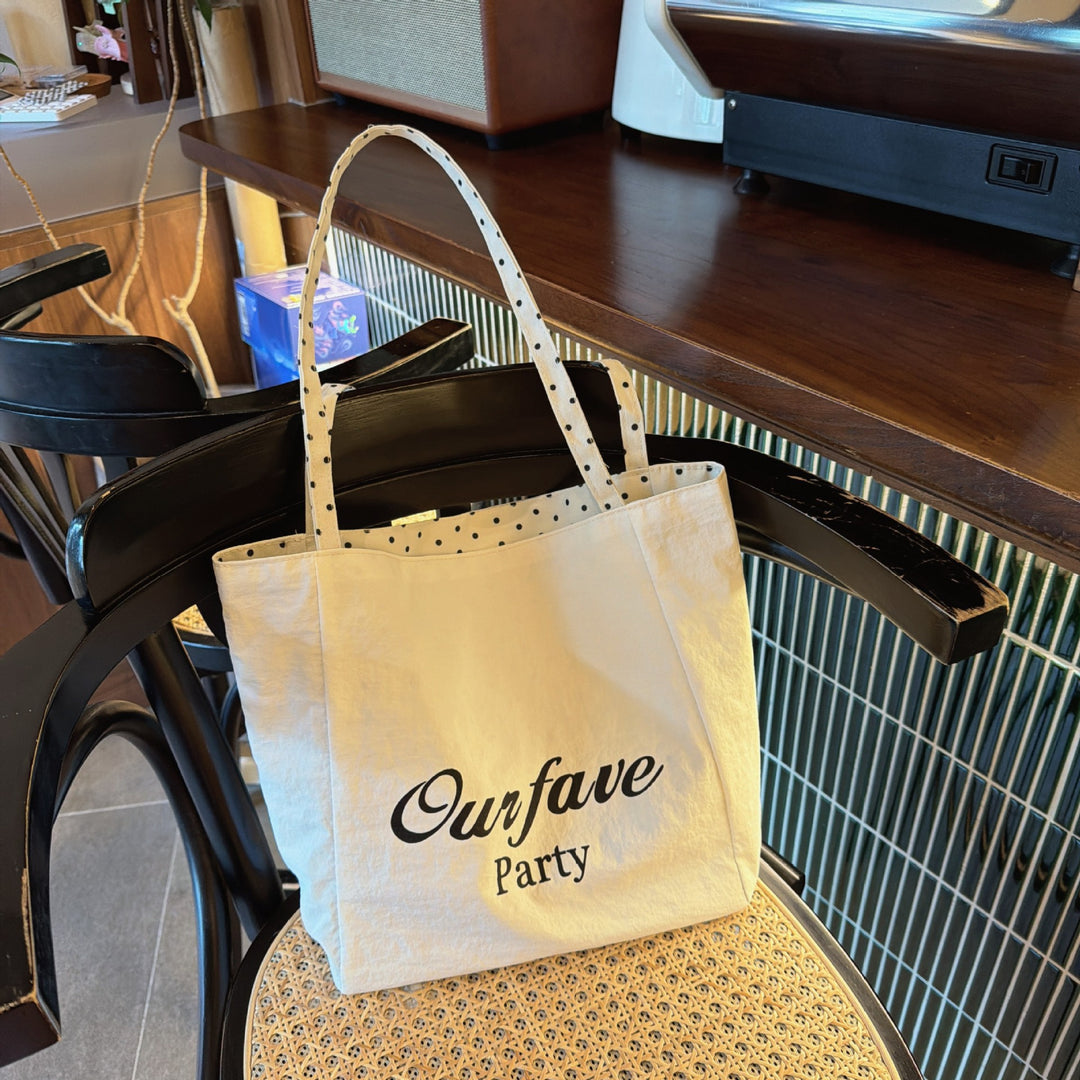 Trendy Beach Bag Bowlift