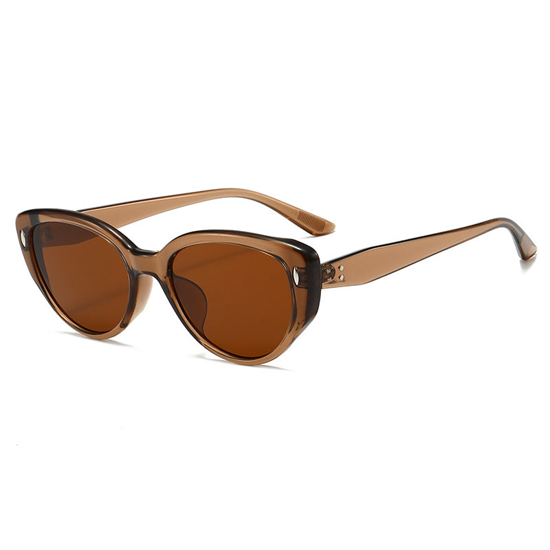 Retro-Inspired Cat-Eye Sunglasses