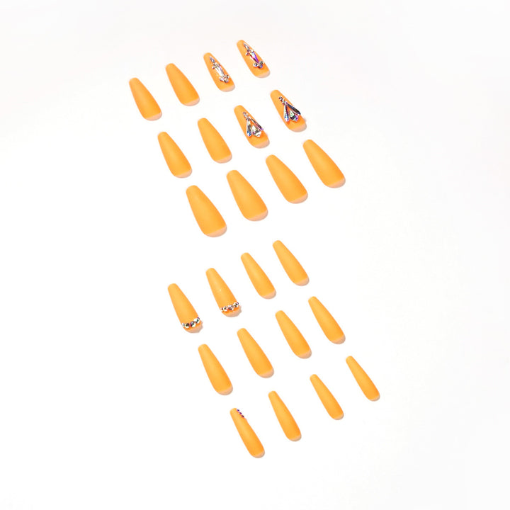 Artful Fingernails Bowlift