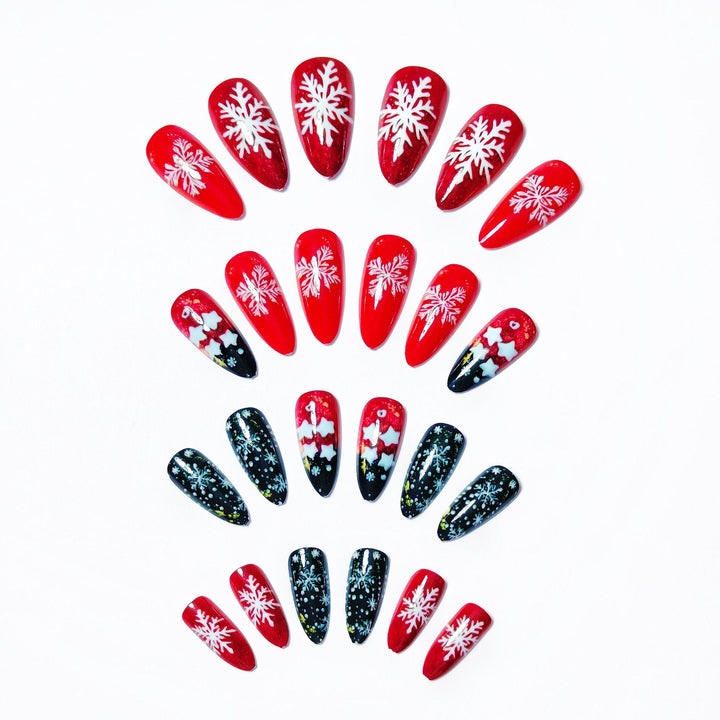 Artificial nails with festive snowflake and star motif Bowlift