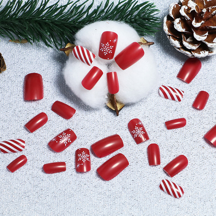 Festive Nail Art Design Bowlift