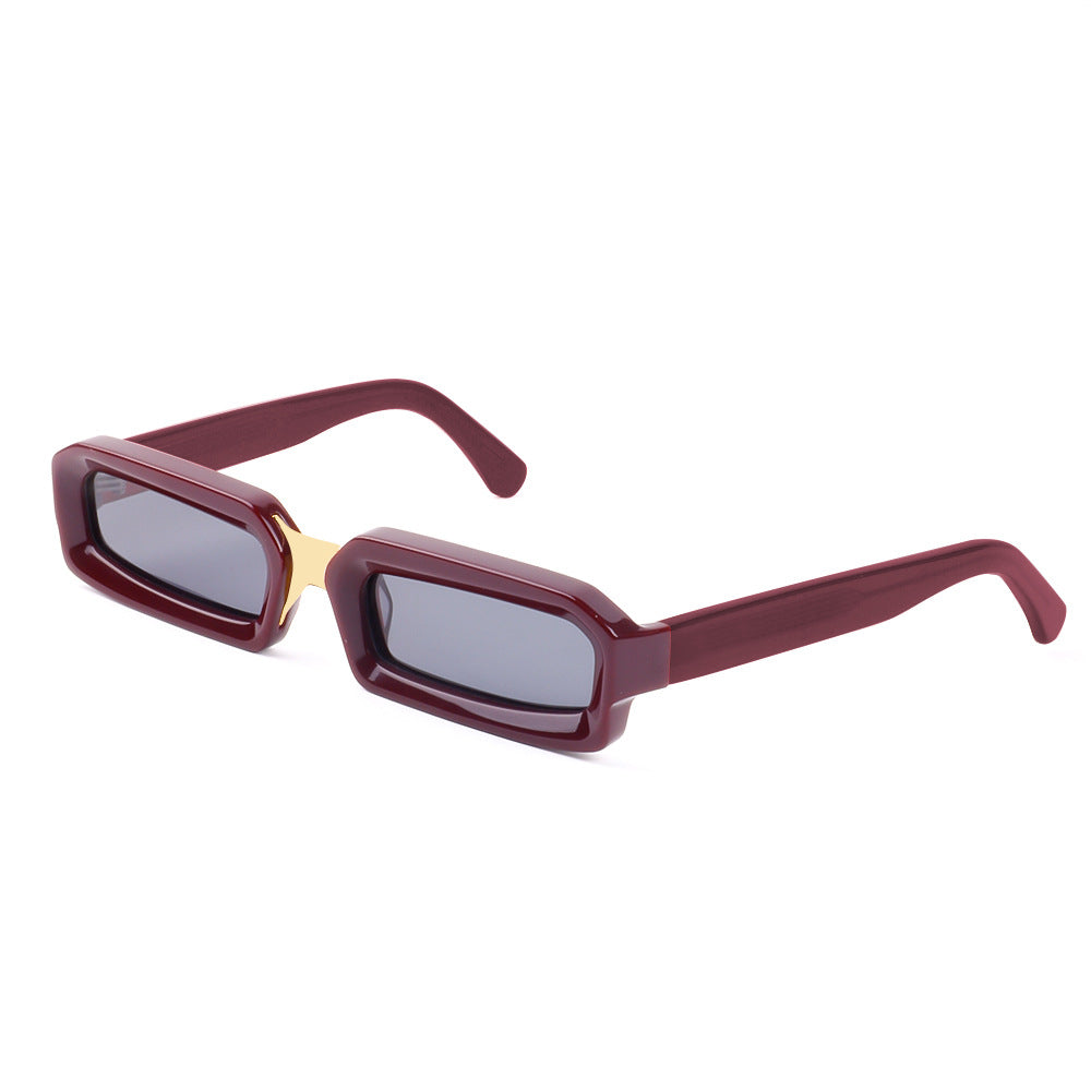 Women's stylish sunglasses in a modern rectangular design with a comfortable frame Bowlift