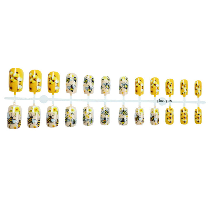 Bee-Themed Press-On Nail Art Set Bowlift