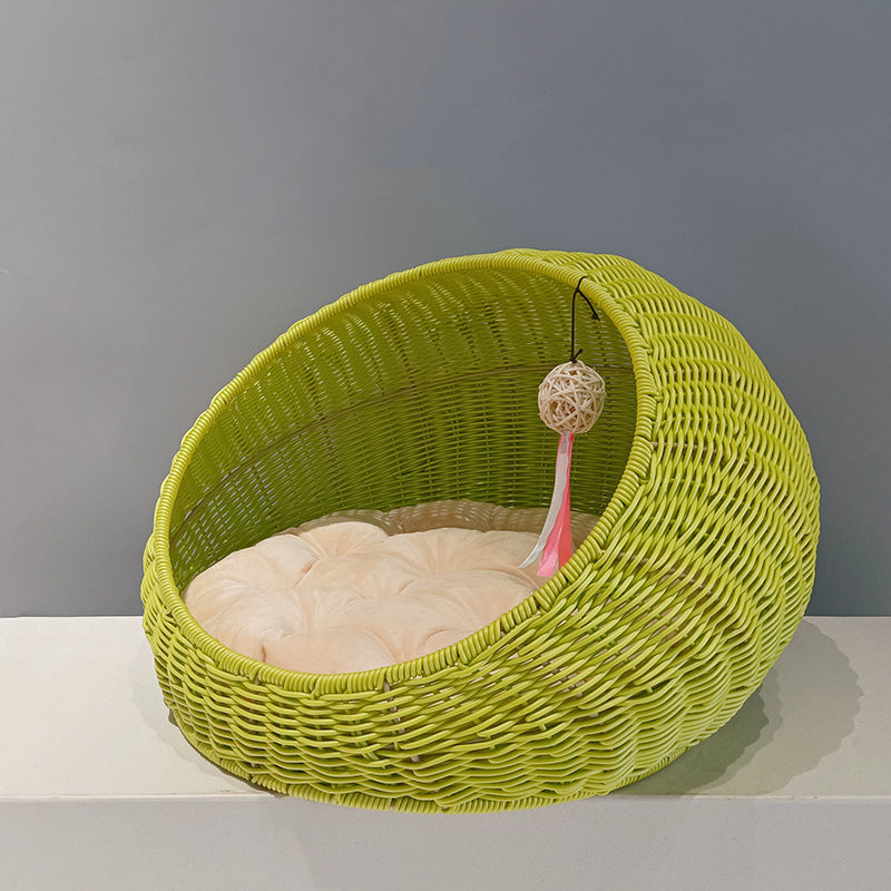 Cozy cat bed made of woven natural material Bowlift